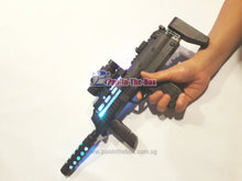 Load image into Gallery viewer, Toy Machine Gun w/LED light
